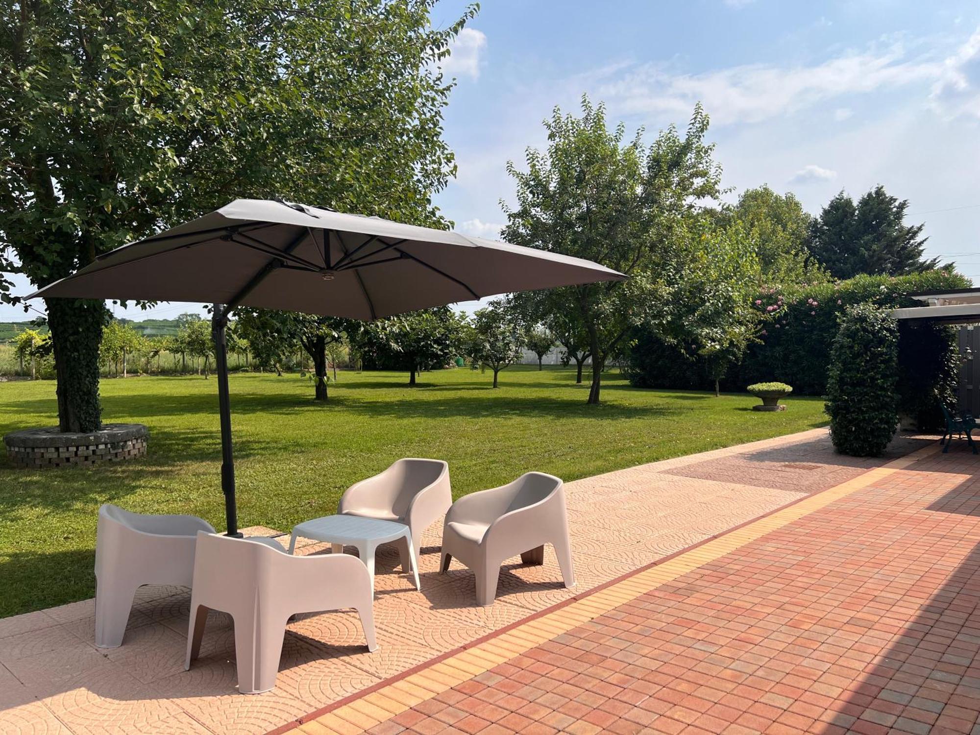 Appartamento "Casa Vacanze Corte Ara Decima" Сона Экстерьер фото