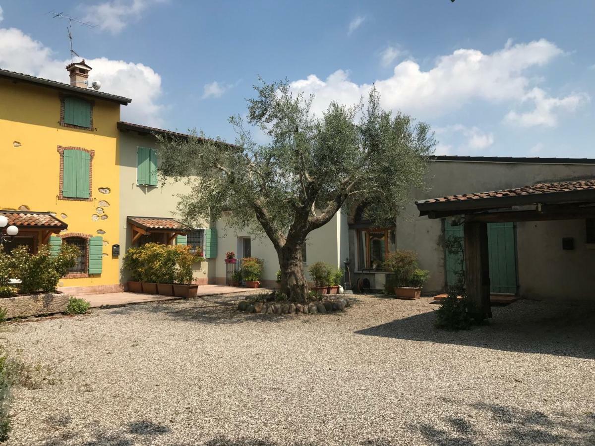 Appartamento "Casa Vacanze Corte Ara Decima" Сона Экстерьер фото